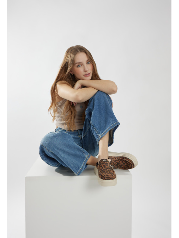 Hey Dude Dámske papuče na platforme s leopardím vzorom Hey Dude