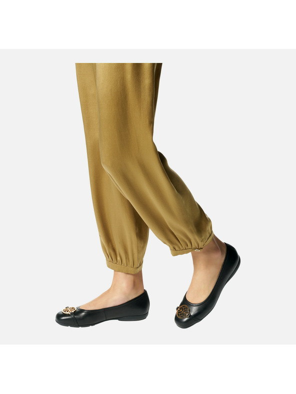 Geox Čierne dámske balerínky Geox Annytah