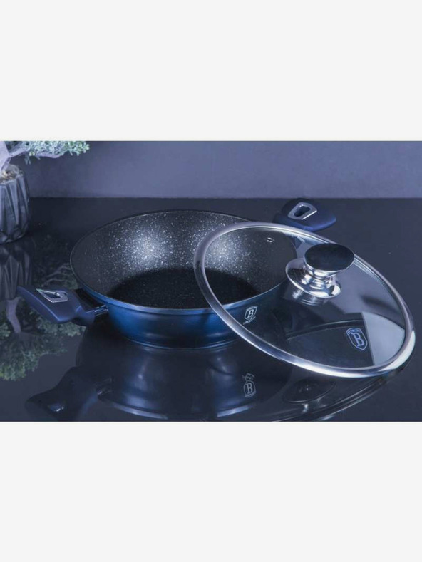 Berlingerhaus Okrúhly pekáč s mramorovým povrchom a vekom 24 cm BERLINGERHAUS Metallic Line Aquamarine Edition