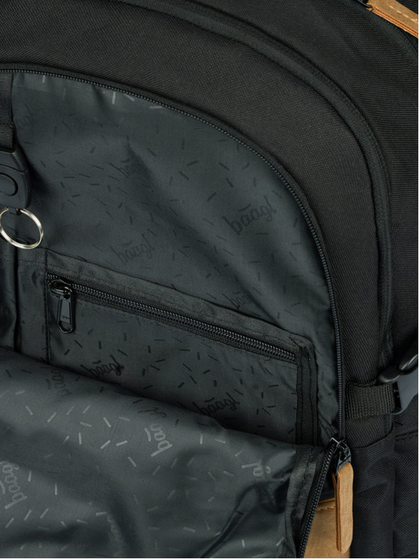 BAAGL  Sivý školský batoh Baagl Skate Darkness